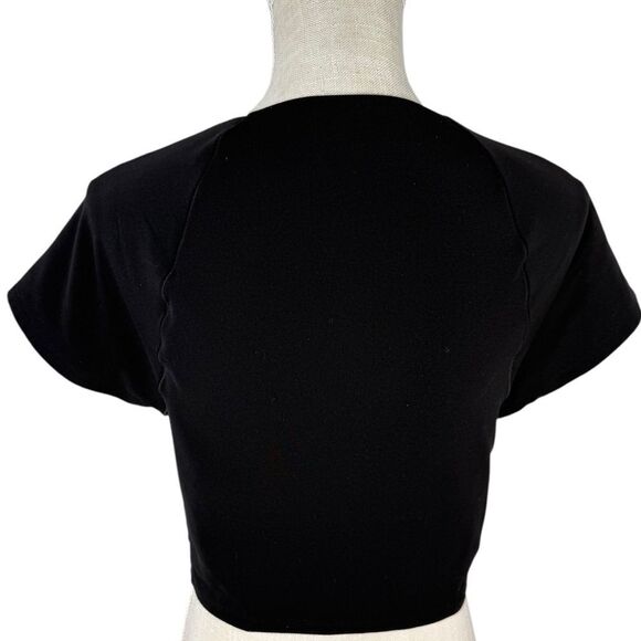 Offline by Aerie Black Real Me V-Neck Cropped Built In Bra T-Shirt - Picture 4 of 6